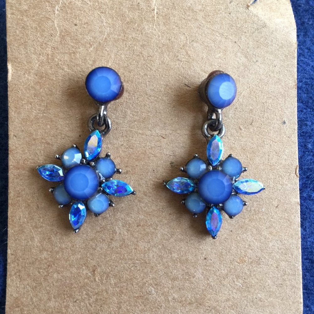 Blue floral crystal post earrings